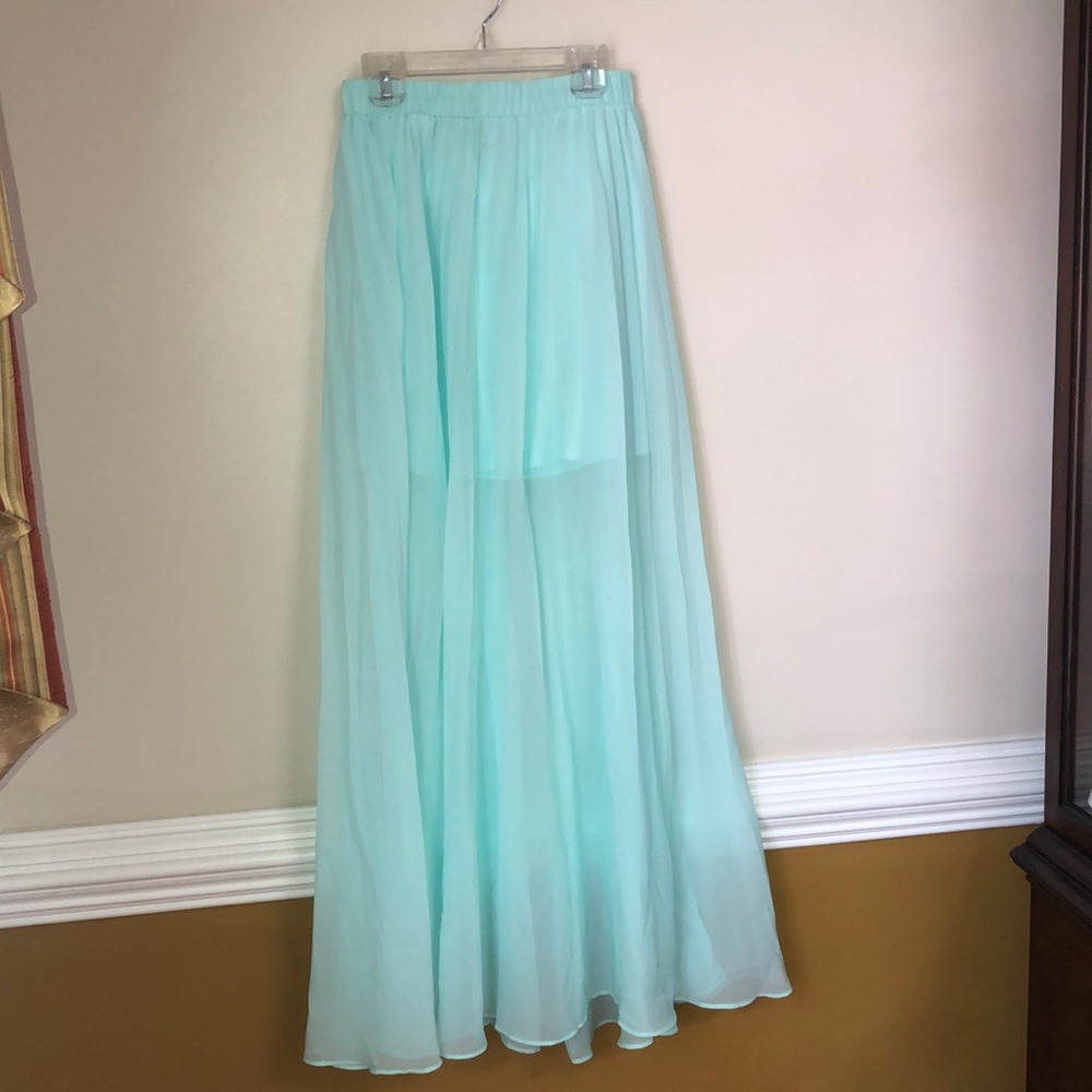 Brand new teal skirt.